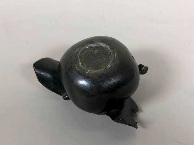 古玩銅器清早期銅柿子硯滴真品鑒賞圖