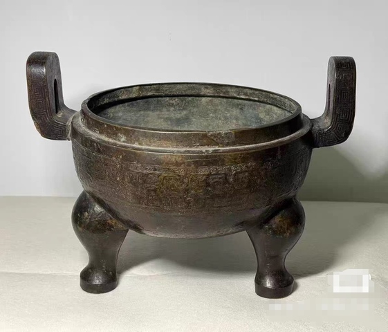 古玩銅器鼎真品鑒賞圖