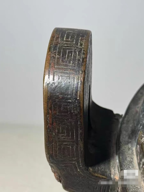 古玩銅器鼎真品鑒賞圖