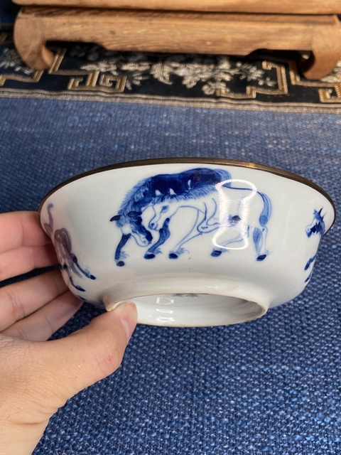 古玩陶瓷青花八駿圖碗真品鑒賞圖