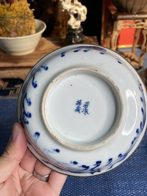 古玩陶瓷青花八駿圖碗真品鑒賞圖