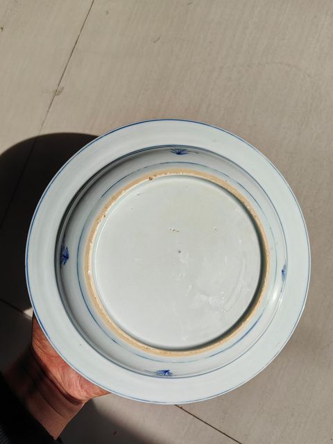 古玩陶瓷清乾隆青花花卉開窗魚藻紋折腰盤真品鑒賞圖