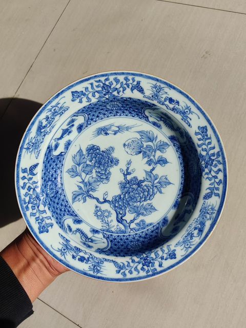 古玩陶瓷清乾隆青花花卉開窗魚藻紋折腰盤真品鑒賞圖