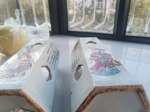 古玩陶瓷無雙譜粉彩六方帽筒真品鑒賞圖