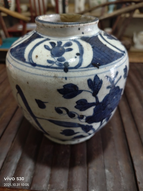 古玩陶瓷青花罐真品鑒賞圖