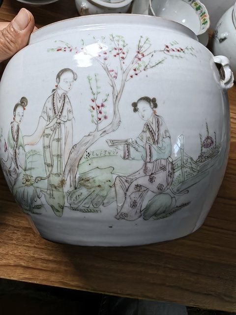 古玩陶瓷民國粉彩仕女圖粥罐真品鑒賞圖