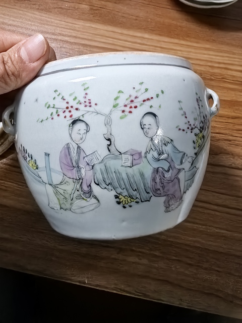 古玩陶瓷仕女紋粉彩四系粥罐拍賣，當前價格890元