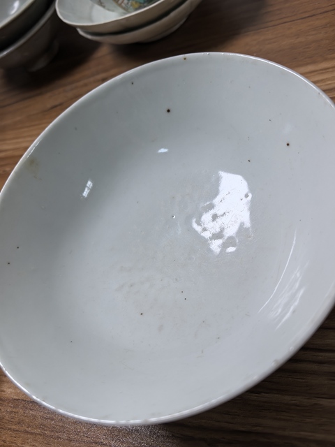 古玩陶瓷仕女紋粉彩碗真品鑒賞圖