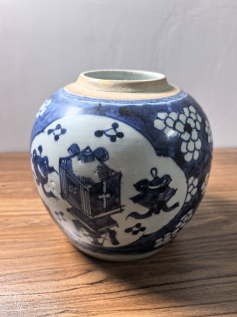 古玩陶瓷青花博古圖罐拍賣，當(dāng)前價(jià)格1980元