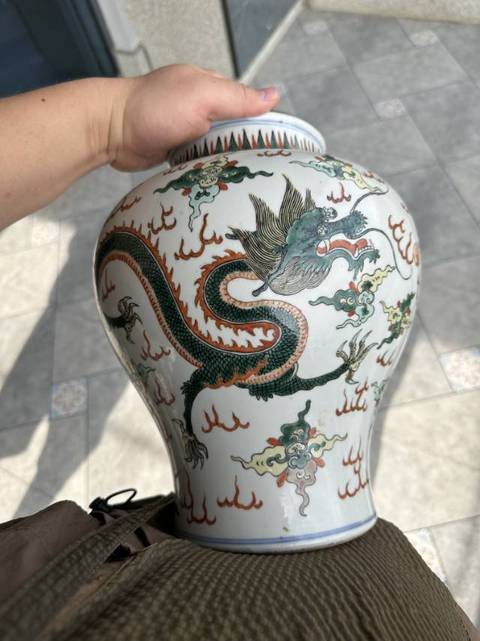 古玩陶瓷龍鳳紋斗彩將軍罐真品鑒賞圖