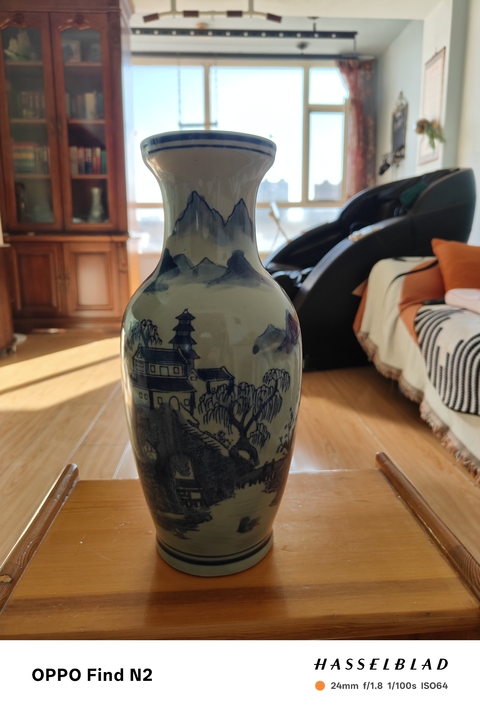 古玩陶瓷青花山水人物盤口瓶真品鑒賞圖