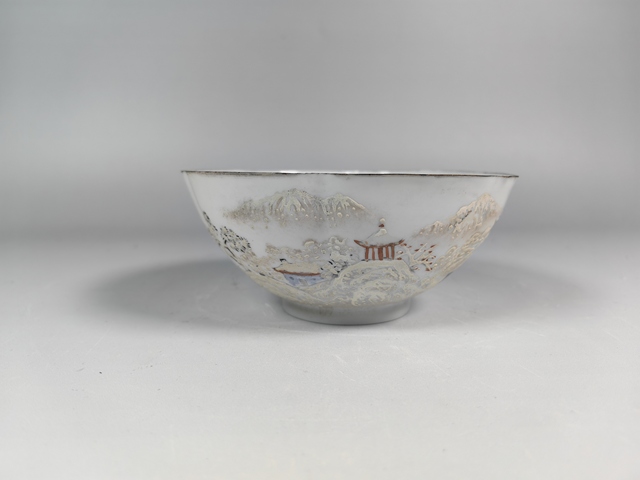 古玩陶瓷創(chuàng)匯蛋殼瓷粉彩雪景人物紋碗真品鑒賞圖