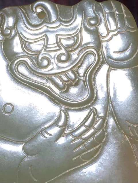 古玩玉器和田玉熊題材掛件真品鑒賞圖