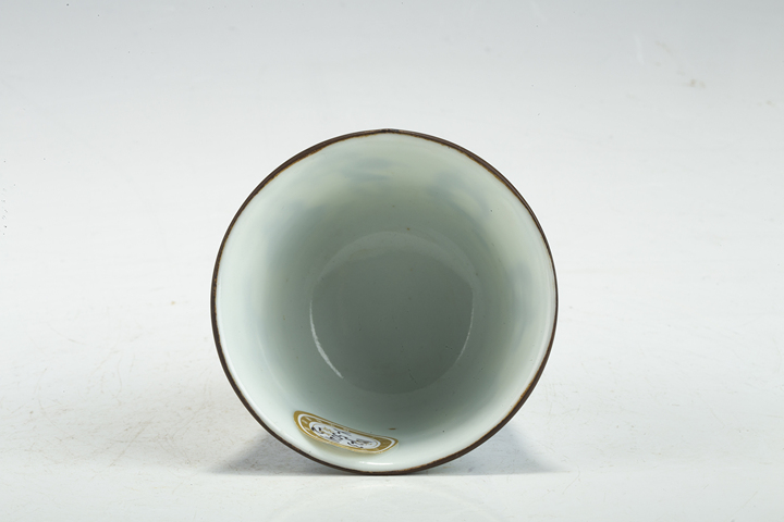 古玩陶瓷清晚·青花八仙人物紋杯一對真品鑒賞圖