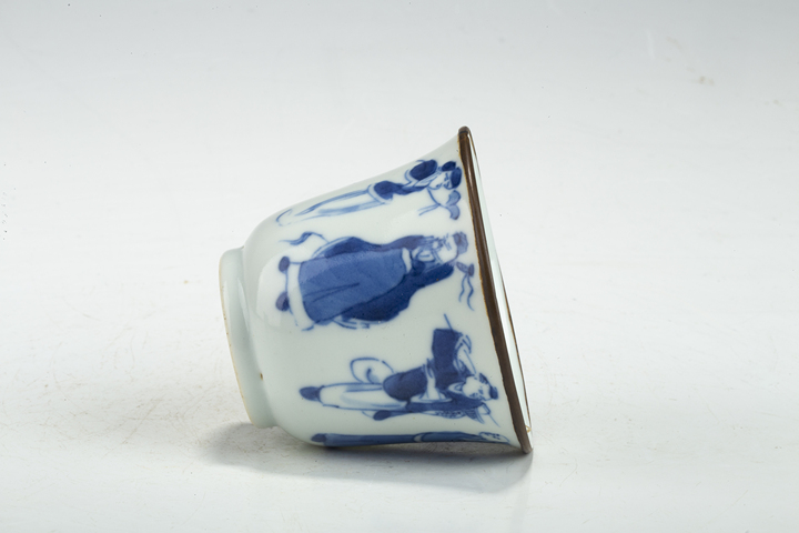 古玩陶瓷清晚·青花八仙人物紋杯一對真品鑒賞圖