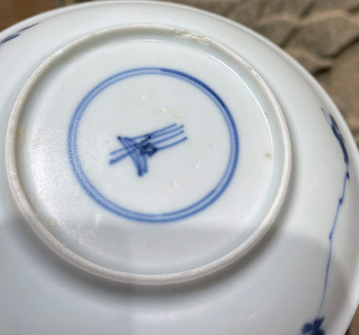 古玩陶瓷青花花鳥紋杯碟真品鑒賞圖