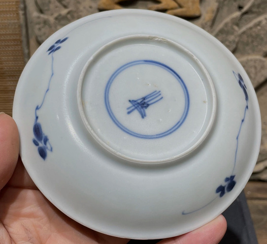 古玩陶瓷青花花鳥紋杯碟真品鑒賞圖