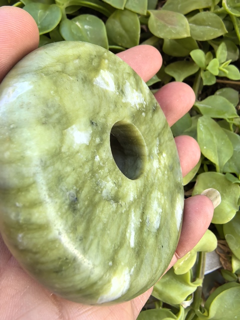 古玩玉器獨山玉璧真品鑒賞圖