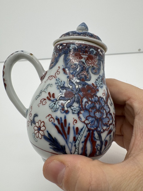 古玩陶瓷青花礬紅花卉紋茶壺真品鑒賞圖