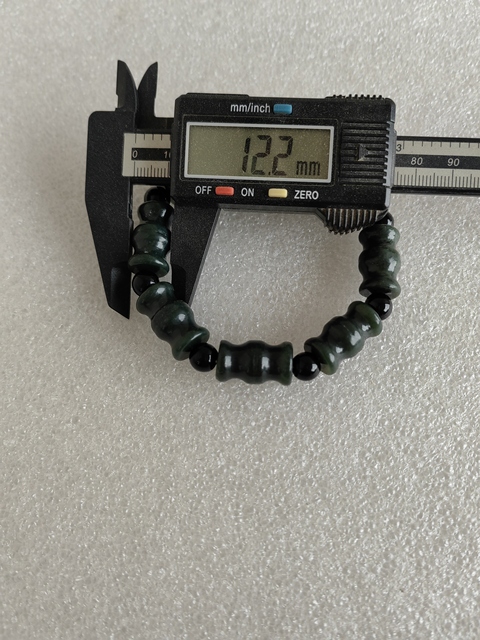 古玩玉器和田玉手串真品鑒賞圖