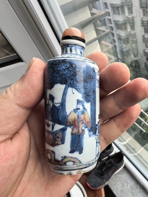 古玩陶瓷晚清青花釉里紅鼻煙壺真品鑒賞圖