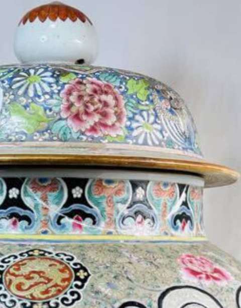 古玩陶瓷人物紋粉彩將軍罐真品鑒賞圖