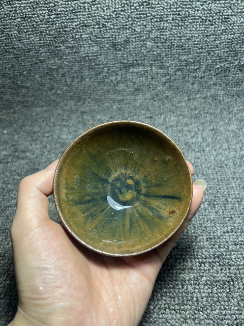 古玩陶瓷建窯兔毫兜口盞真品鑒賞圖