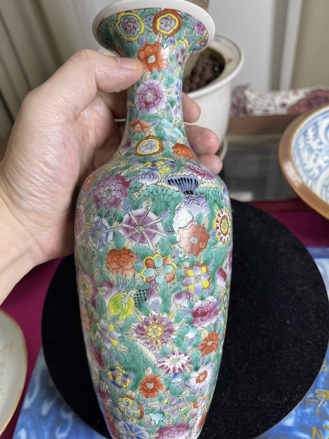 古玩陶瓷粉彩百花不落地柳葉瓶真品鑒賞圖