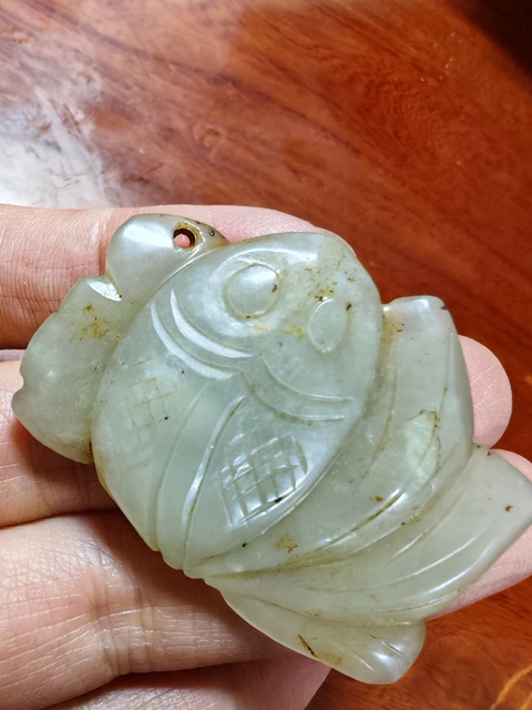 古玩玉器和田玉雕“金魚掛件”拍賣,當前價格1588元