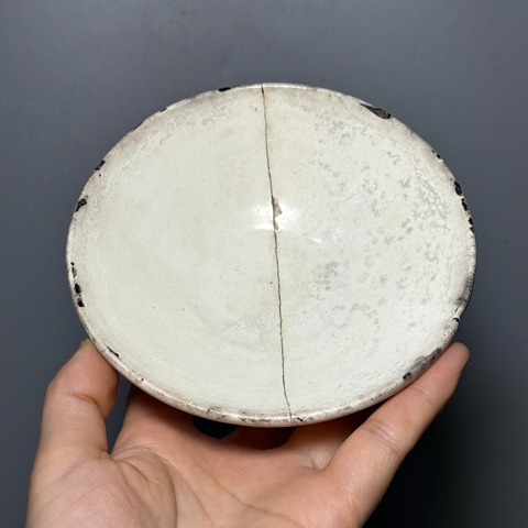 古玩陶瓷五代，耀州窯茶盞拍賣，當前價格188元