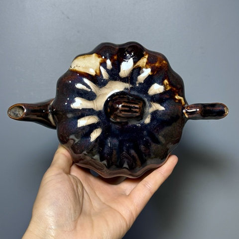 古玩陶瓷清代，倒流茶壺拍賣，當前價格288元