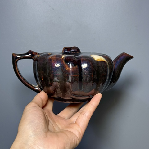 古玩陶瓷清代，倒流茶壺拍賣，當前價格288元