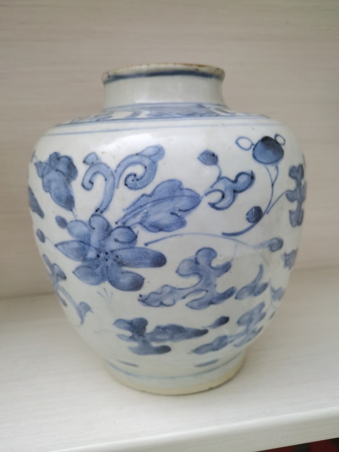 古玩陶瓷花卉紋青花罐拍賣,當前價格12888元