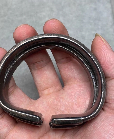 古玩雜項銀質老手鐲真品鑒賞圖