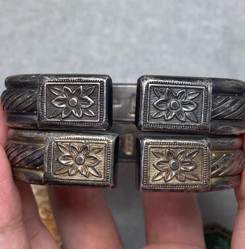 古玩雜項銀質老手鐲真品鑒賞圖