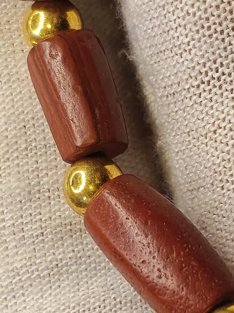 古玩玉器春秋戰國.雞肝紅瑪瑙珠串拍賣，當前價格1900元