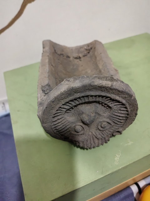 古玩陶瓷瑞獸紋瓦當(dāng)拍賣，當(dāng)前價格180元