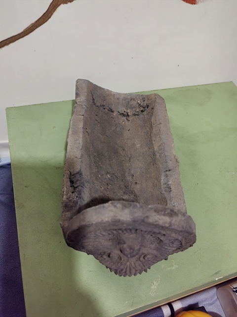 古玩陶瓷瑞獸紋瓦當(dāng)拍賣，當(dāng)前價格180元