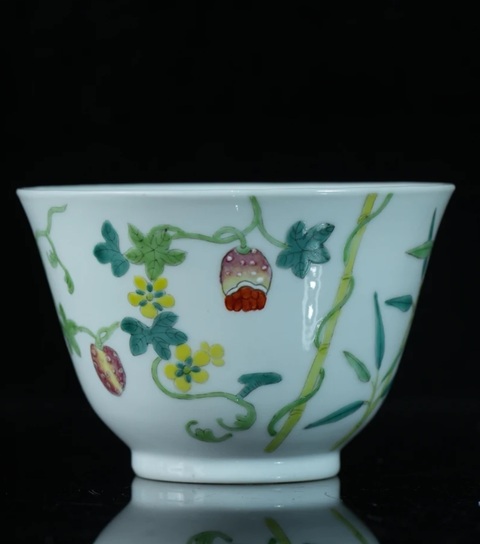 古玩陶瓷粉彩癩瓜茶碗，注意品相真品鑒賞圖