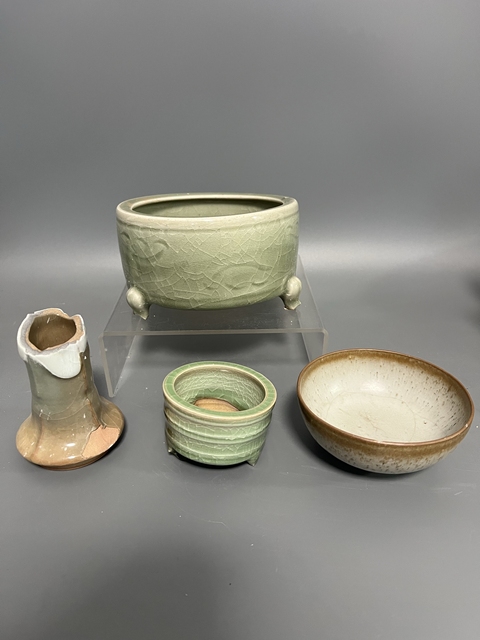 古玩陶瓷清倉放漏龍泉青釉三足爐一組4件拍賣，當前價格369元