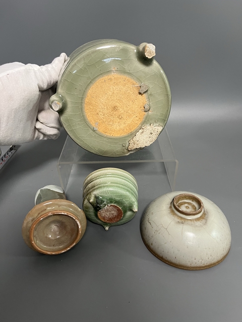 古玩陶瓷清倉放漏龍泉青釉三足爐一組4件拍賣，當前價格369元