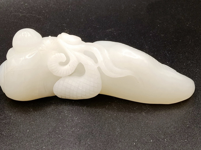 古玩玉器和田玉雕“如意擺件”真品鑒賞圖