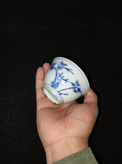 古玩陶瓷歲寒三友松竹梅青花杯真品鑒賞圖