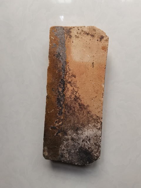 古玩陶瓷黃琉璃長方形磚塊拍賣，當前價格0元