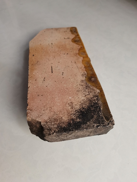 古玩陶瓷黃琉璃長方形磚塊拍賣，當前價格0元