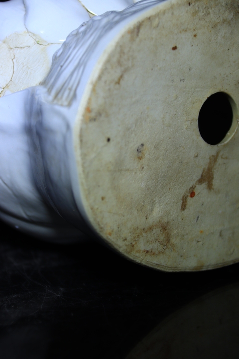 古玩陶瓷白釉觀音菩薩造像真品鑒賞圖