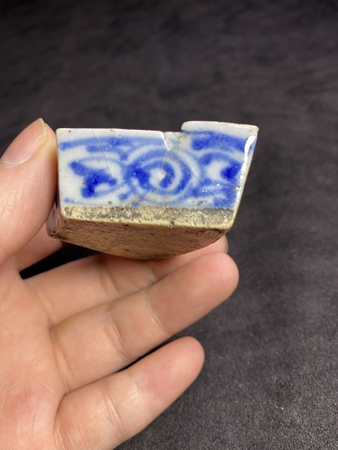 古玩陶瓷清道光花卉紋青花筆插拍賣，當前價格500元