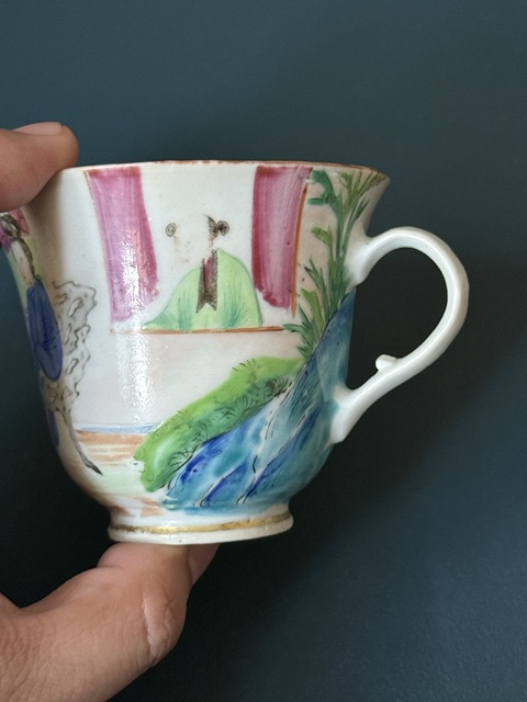 古玩陶瓷清·道光人物故事撇口廣彩執杯拍賣，當前價格1280元