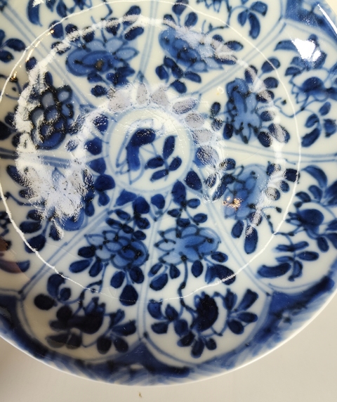 古玩陶瓷清康熙-青花花卉紋花口盤拍賣，當前價格1699元