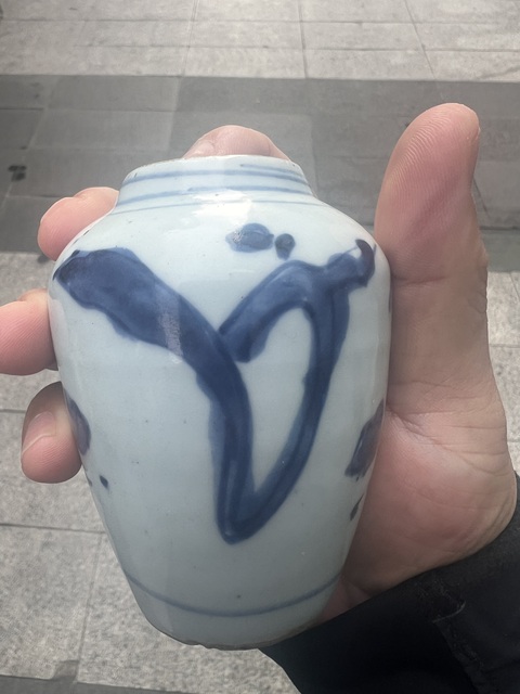 古玩陶瓷青花罐真品鑒賞圖